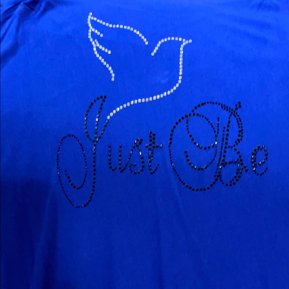 Liberating comfy shirt